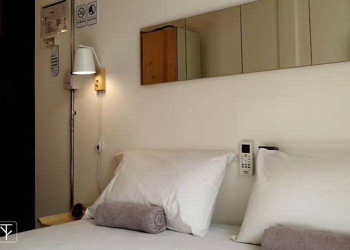 T-Boutique Hostel - Hua Lamphong Hostel *