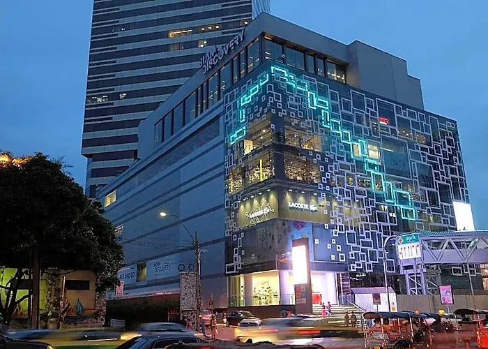 T-Boutique Hostel - Hua Lamphong Hostel *