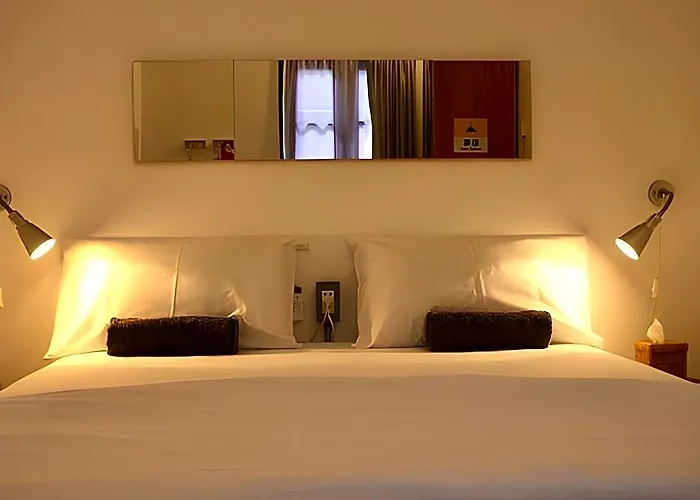 T-Boutique Hostel - Hua Lamphong Bangkok