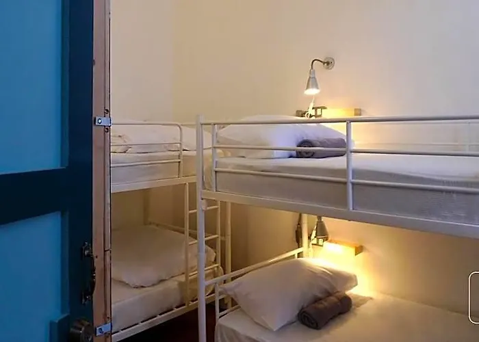 T-boutique - Hua Lamphong بيت شباب بانكوك